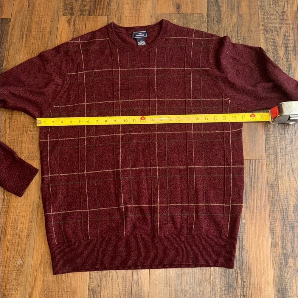 Dockers Men's Burgundy Check Crewneck Sweater